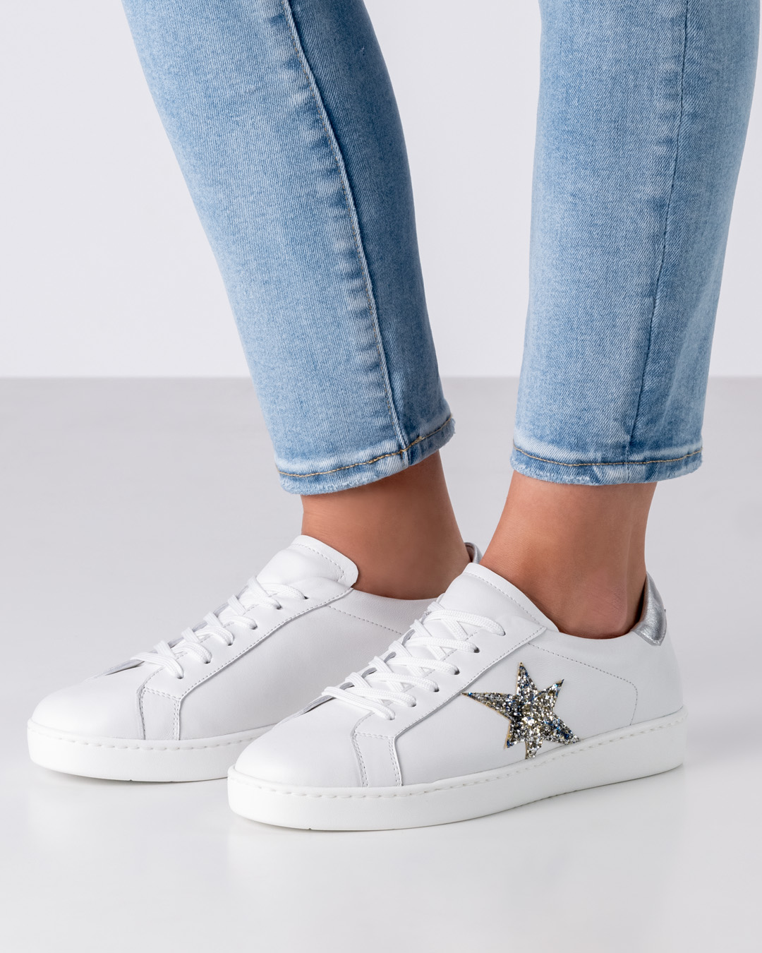 Werner Kern Heaven Nappaleder / Brokat – silber / weiß