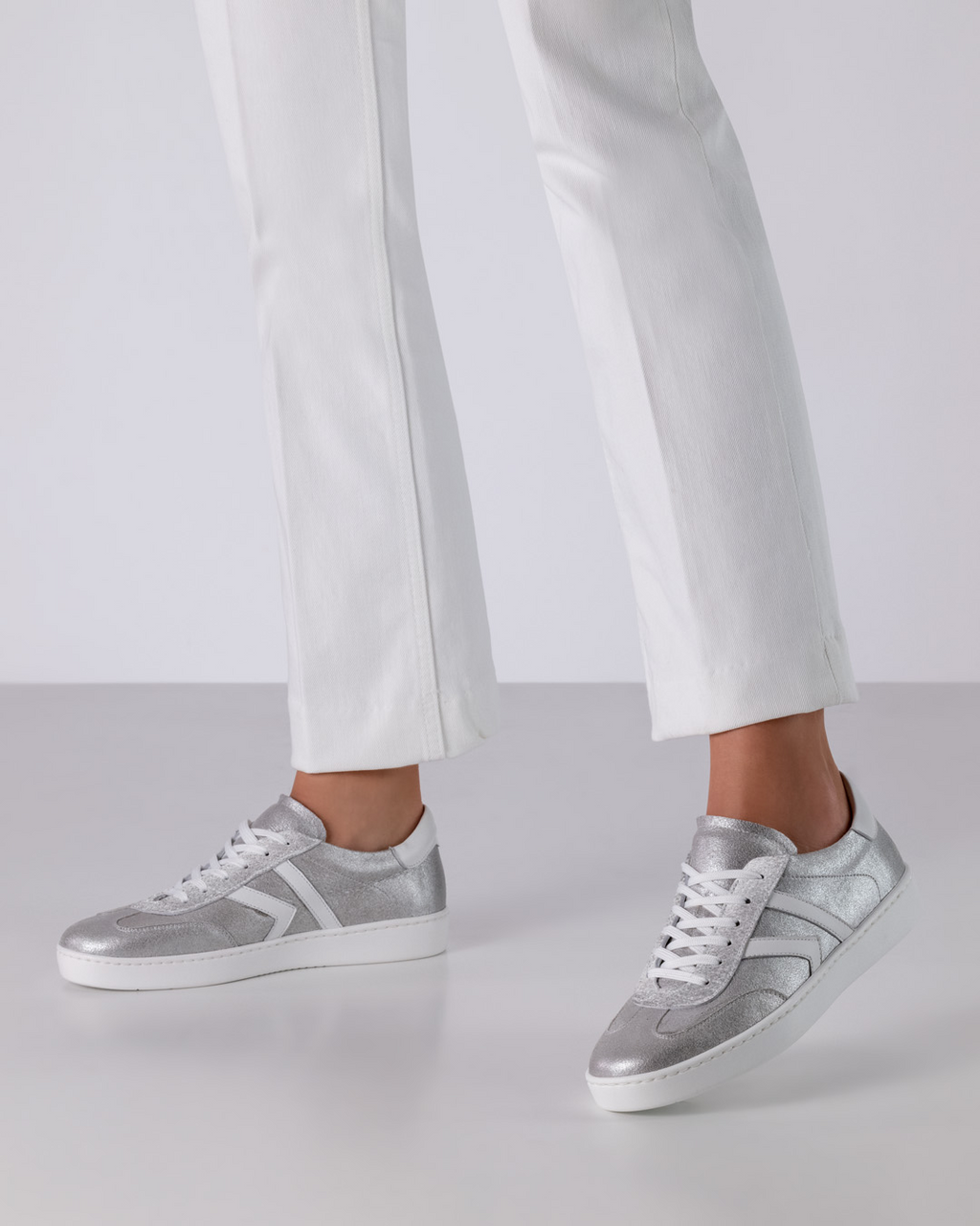 Werner Kern Lacey Glanzvelour / Nappaleder – silber / weiß