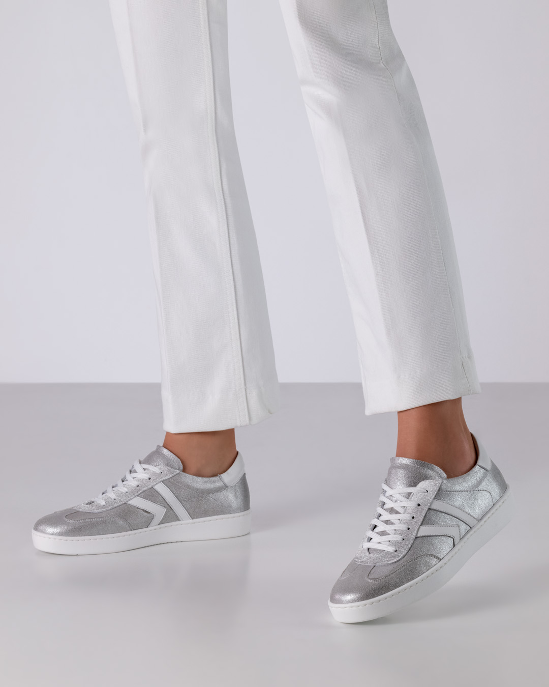 Werner Kern Lacey Glanzvelour / Nappaleder – silber / weiß