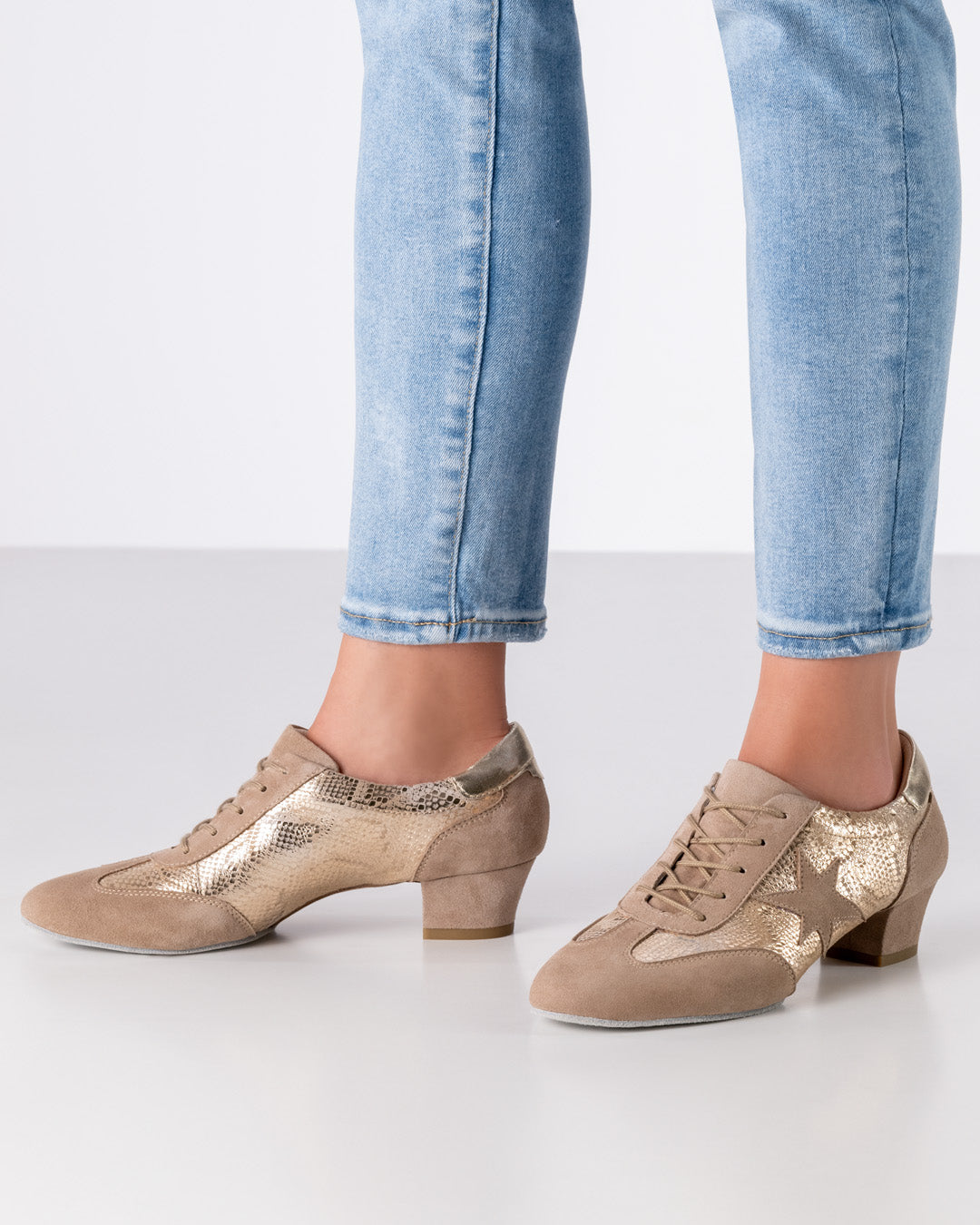 Werner Kern Ariana bedrucktes Leder / Velourleder – platin / taupe