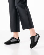 Werner Kern Carol Samtziege  / Lackleder / Brokat – schwarz