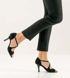 Nueva Epoca Martha Samtziege  / Lackleder – schwarz